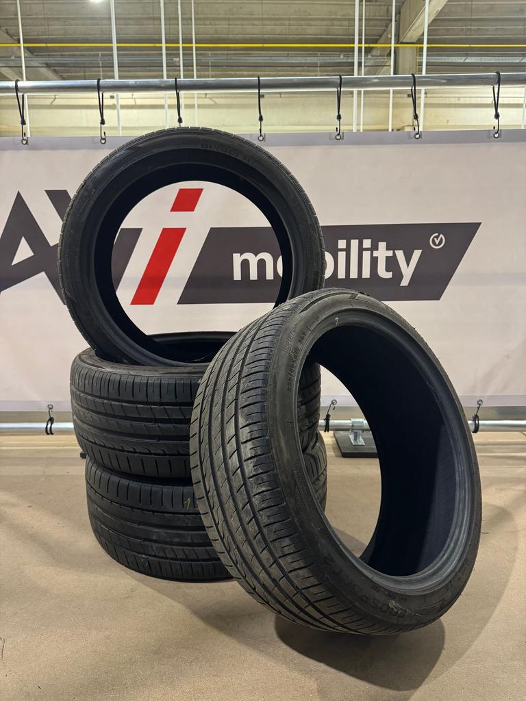 4 Zomerbanden Falken 235/40R19 96Y 5-6mm, Auto-onderdelen, Banden en Velgen, Gebruikt, -, -, 235 mm