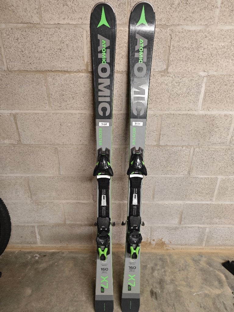 Atomic Redster X7 WB 160 cm Parfait état, Sports & Fitness, 160 à 180 cm, Carving, Skis, Comme neuf