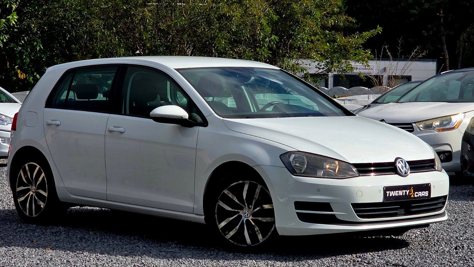 Volkswagen Golf Navi CruiseC 5Deurs ParkeerS 2014 90Pk, Auto's, Volkswagen, Voorwielaandrijving, Euro 5, Stof, Zwart