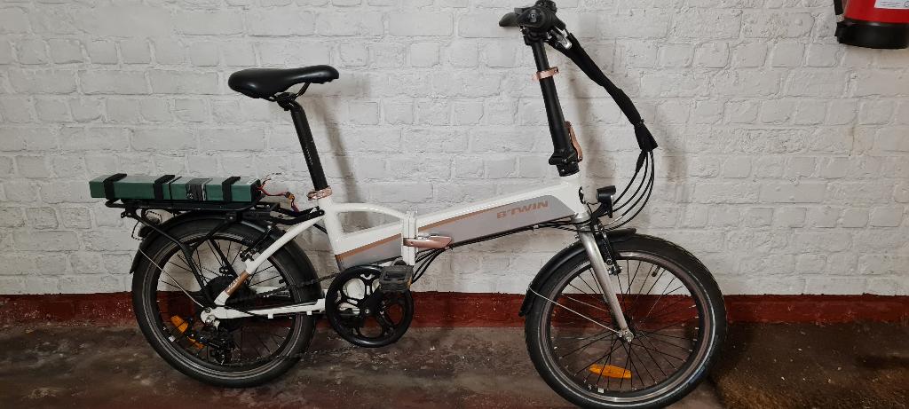 VÉLO ÉLECTRIQUE PLIABLE BTWIN TILT 500, Vélos & Vélomoteurs, Vélos électriques, Autres marques, 47 à 51 cm, 50 km par batterie ou plus