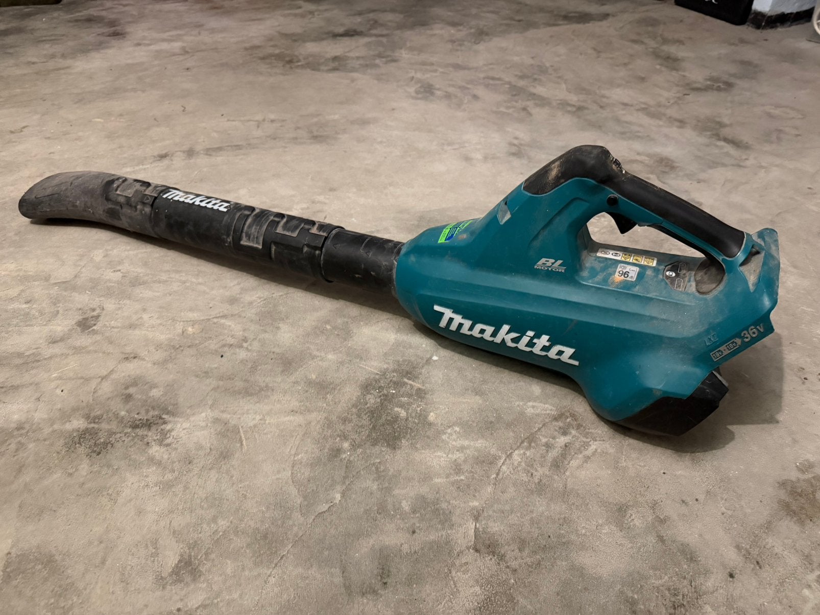 Makita bladblazer DUB3622, Ophalen, Zo goed als nieuw