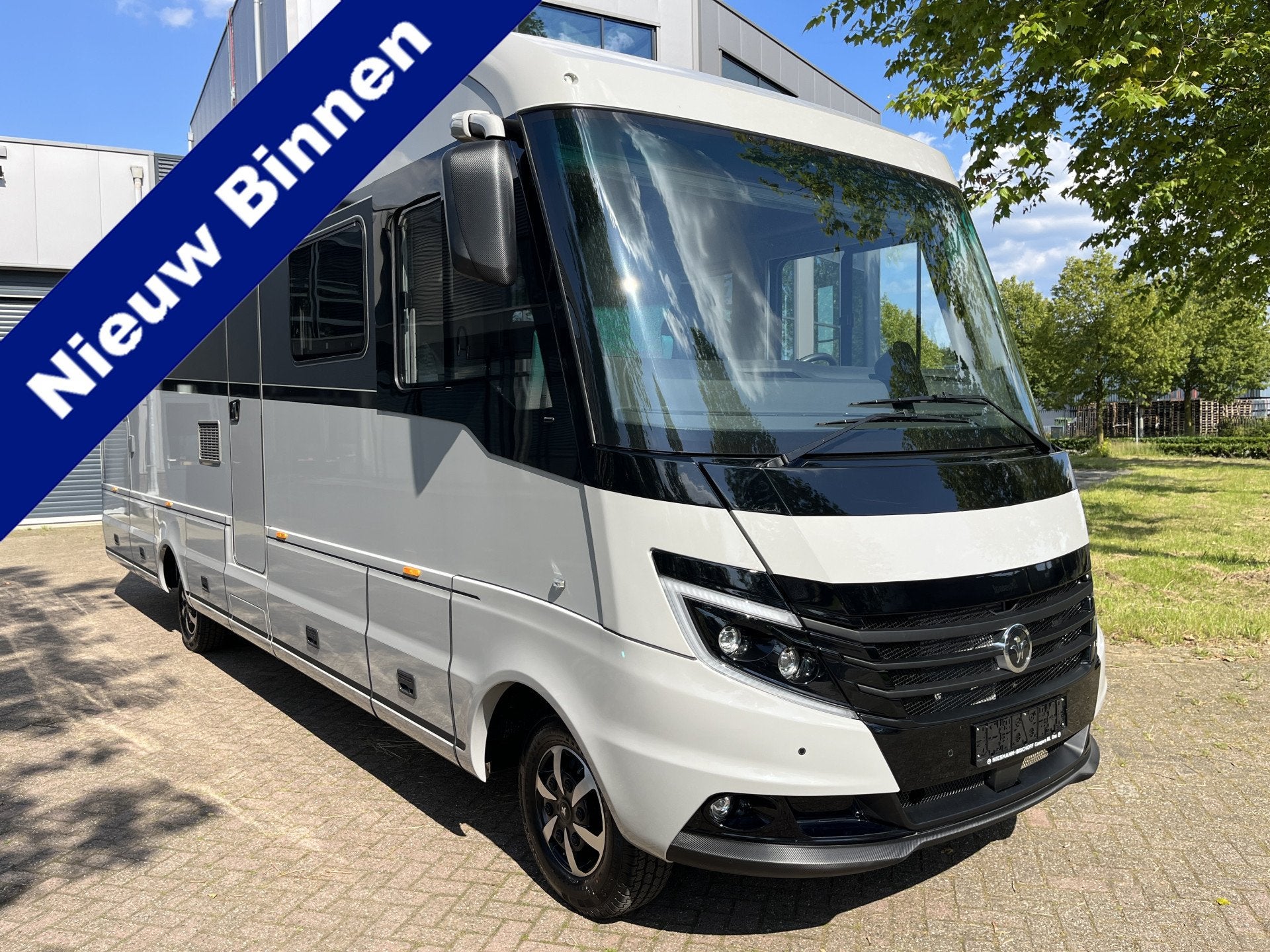 Niesmann+Bischoff FLAIR 920 ER Luchtvering Activ-Air Hefbed, Caravans en Kamperen, Mobilhomes, Niesmann+Bischoff, Galliersweg 39
5349AT  OSS, NL