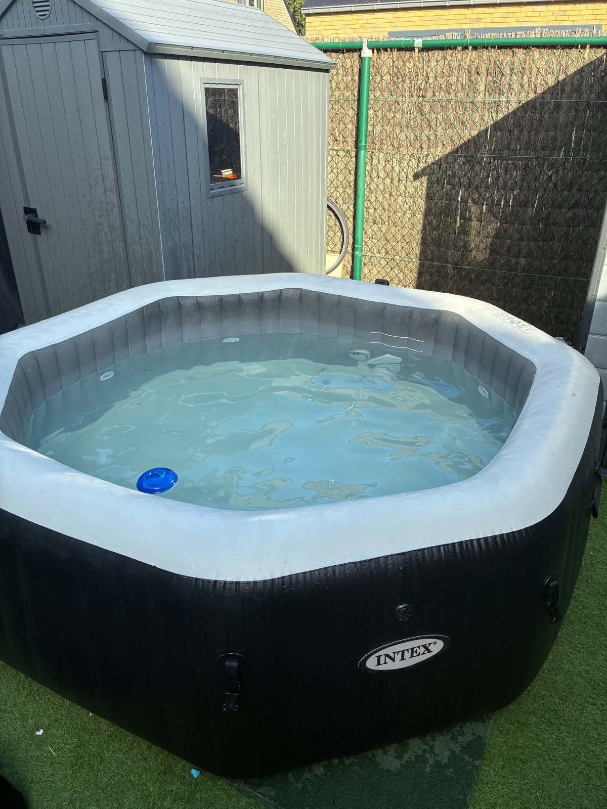Jacuzzi Intex 6 personen te kopen, Ophalen, Gebruikt, Opblaasbaar