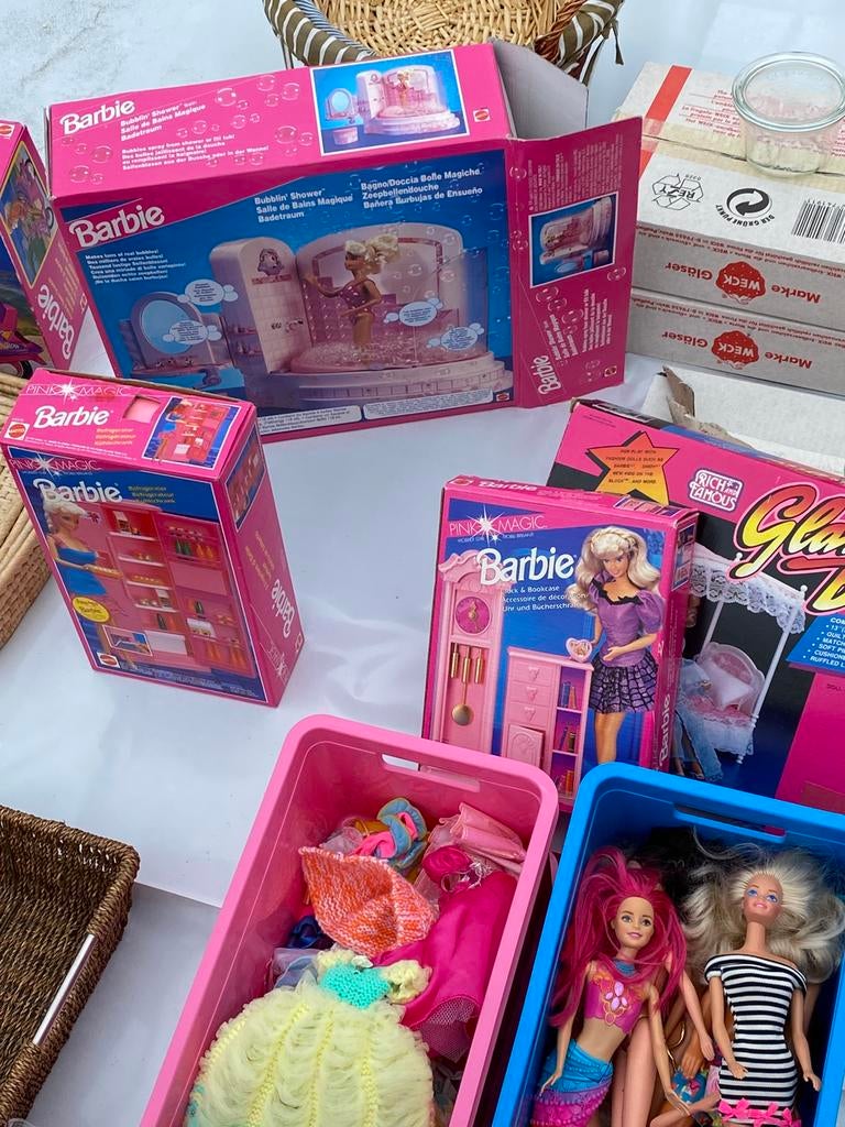 Barby dozen allerhande afm. & uitvoeringen, Ophalen, Zo goed als nieuw