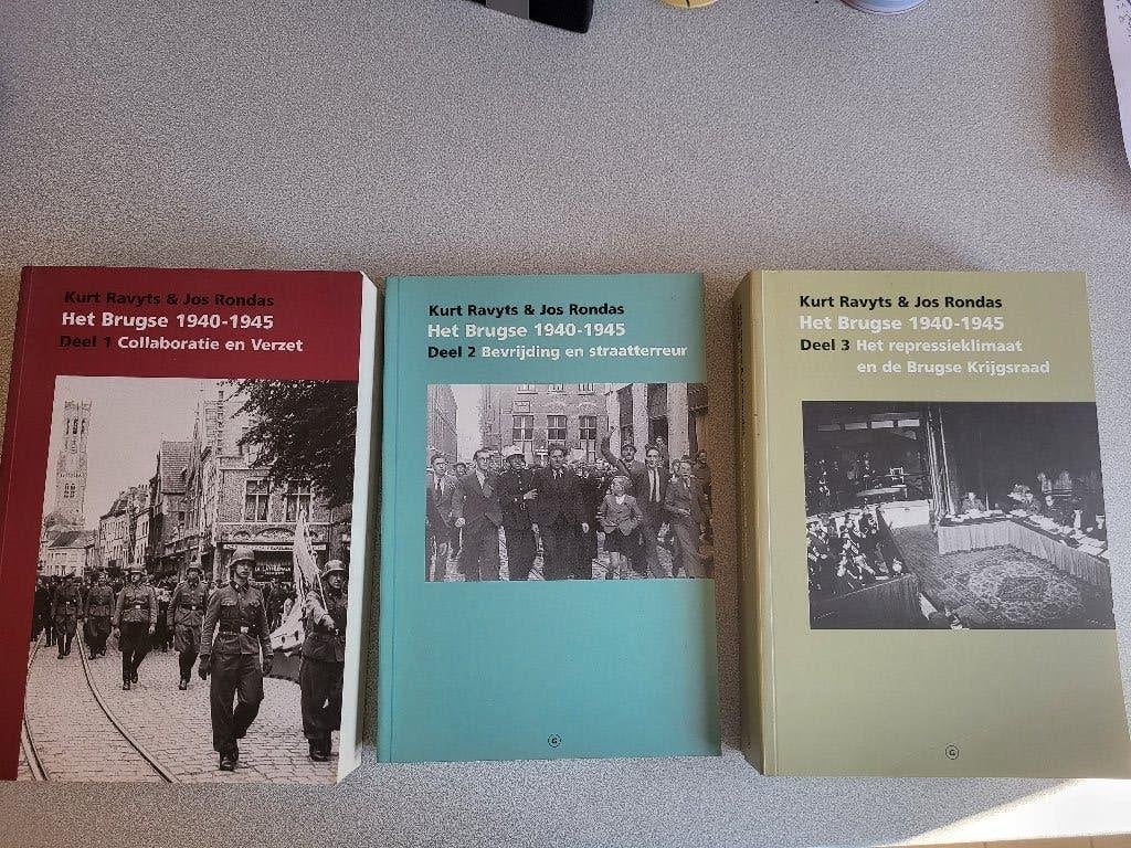 Het Brugse 1940-1945, 3 delen, Ophalen of Verzenden, Gelezen, Kurt Ravys en Jos Rondas