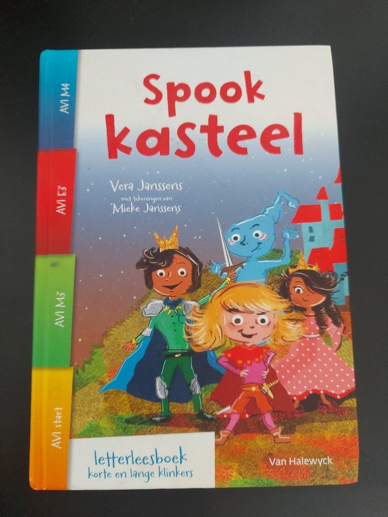 Spookkasteel, Boeken, Ophalen, Fictie algemeen, Vera Janssen, Zo goed als nieuw
