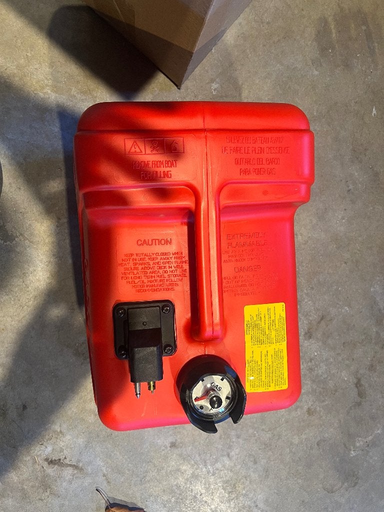 Buitenboordmotor tank met slang, Watersport en Boten, Ophalen, Nieuw, Overige typen