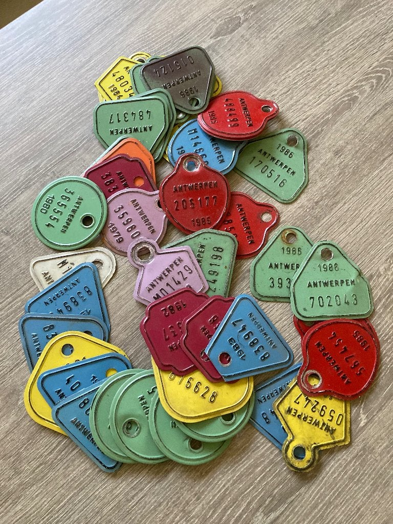 47 stuks FIETS nummerplaatjes/ fietsnummerplaten, Verzamelen, Automerken, Motoren en Formule 1, Ophalen, Gebruikt