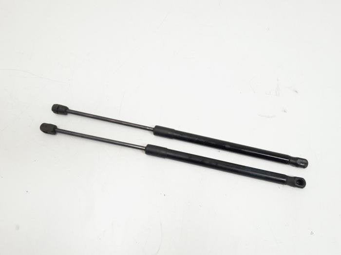 Set Gasdempers Achterklep van een Volkswagen Scirocco, Gebruikt, -, Volkswagen, -