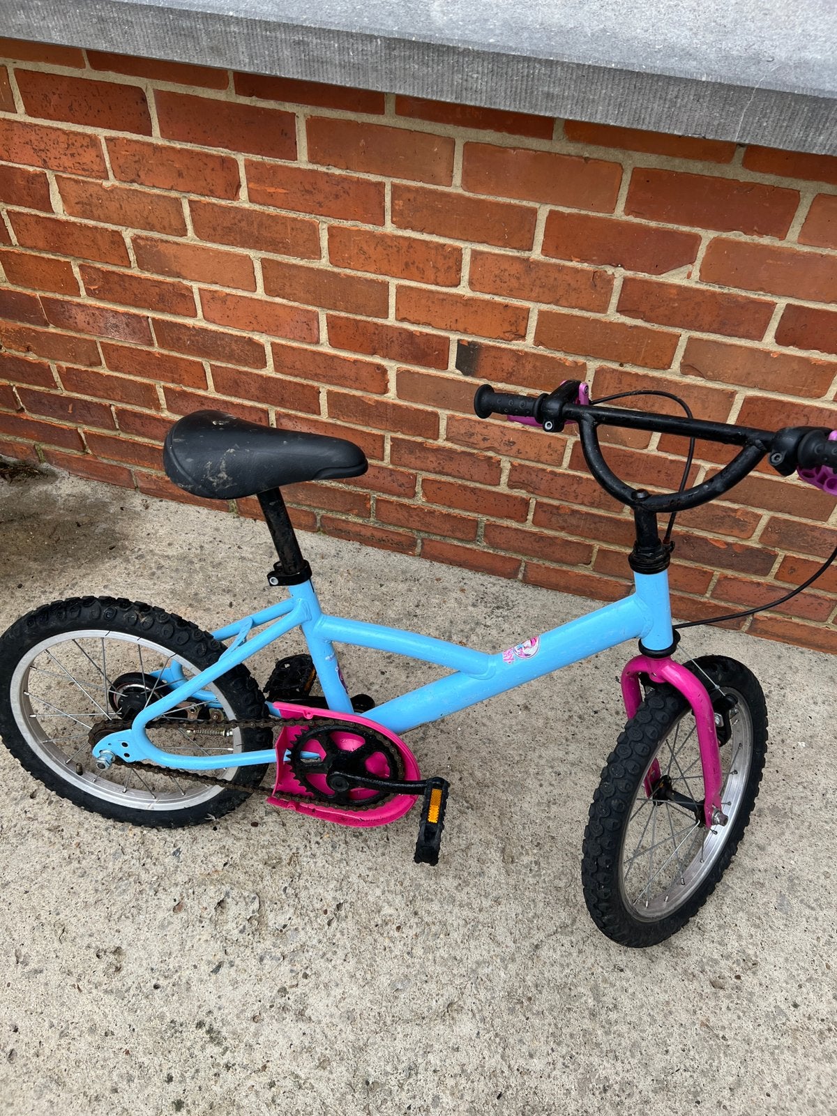 Vélo fille 16 pouces btwin, Vélos & Vélomoteurs, Enlèvement ou Envoi, Comme neuf