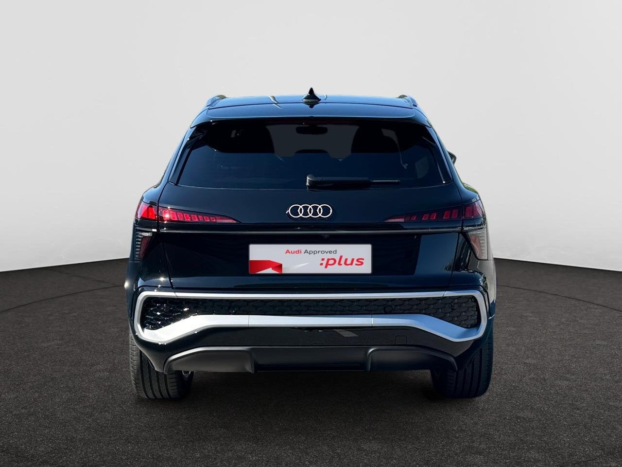 Audi Q3 SUV e-hybrid (PHEV) Q3 SUV e-hybrid 1.5 TFSI Corpora, Auto's, Automaat, https://public.car-pass.be/vhr/69f0c7b0-6f97-4f69-8c31-2577790126e3