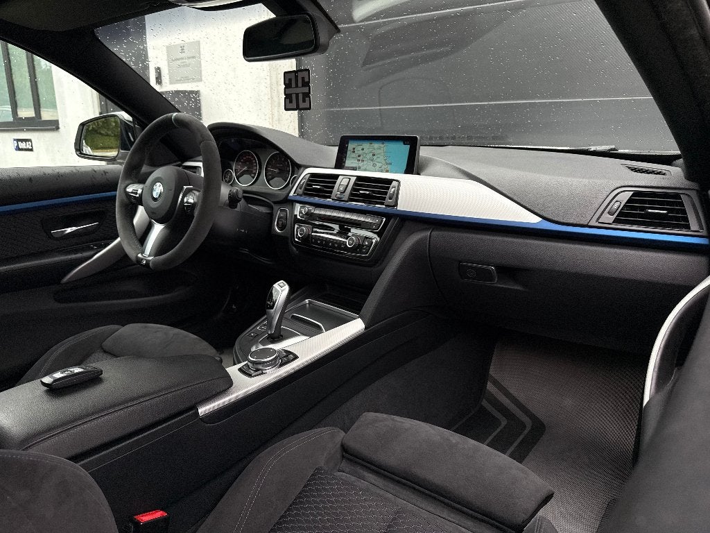 BMW 420i Coupé M SPORT | NAVI PRO | KEYLESS | XENON | 18", Auto's, Automaat, 4 cilinders, Alcantara, Wit
