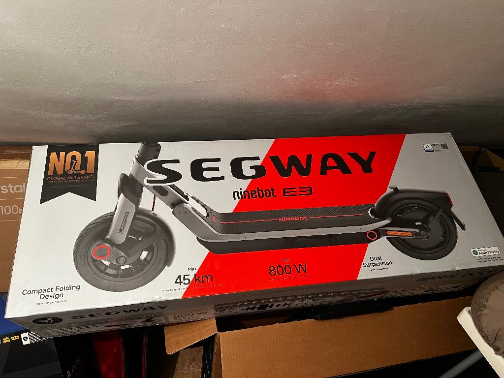 Elektrische step, Fietsen en Brommers, Ophalen, Zo goed als nieuw, Elektrische step (E-scooter), Ninebot