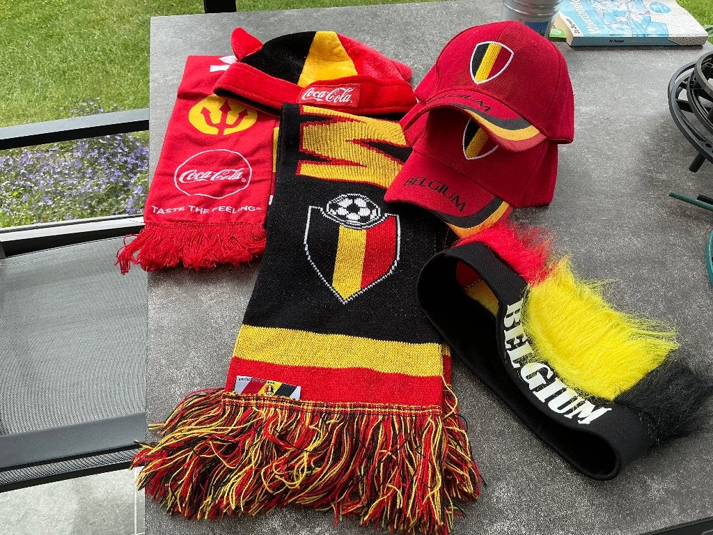 Rode duivels spullen, Ophalen, Zo goed als nieuw