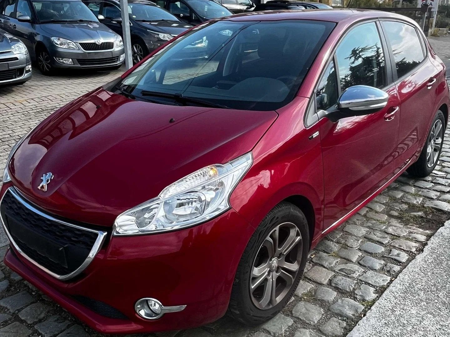 Peugeot 208 208 1.2i Style / AIRCO /NAVI, Autos, Rouge, Achat, Entreprise, 82 ch