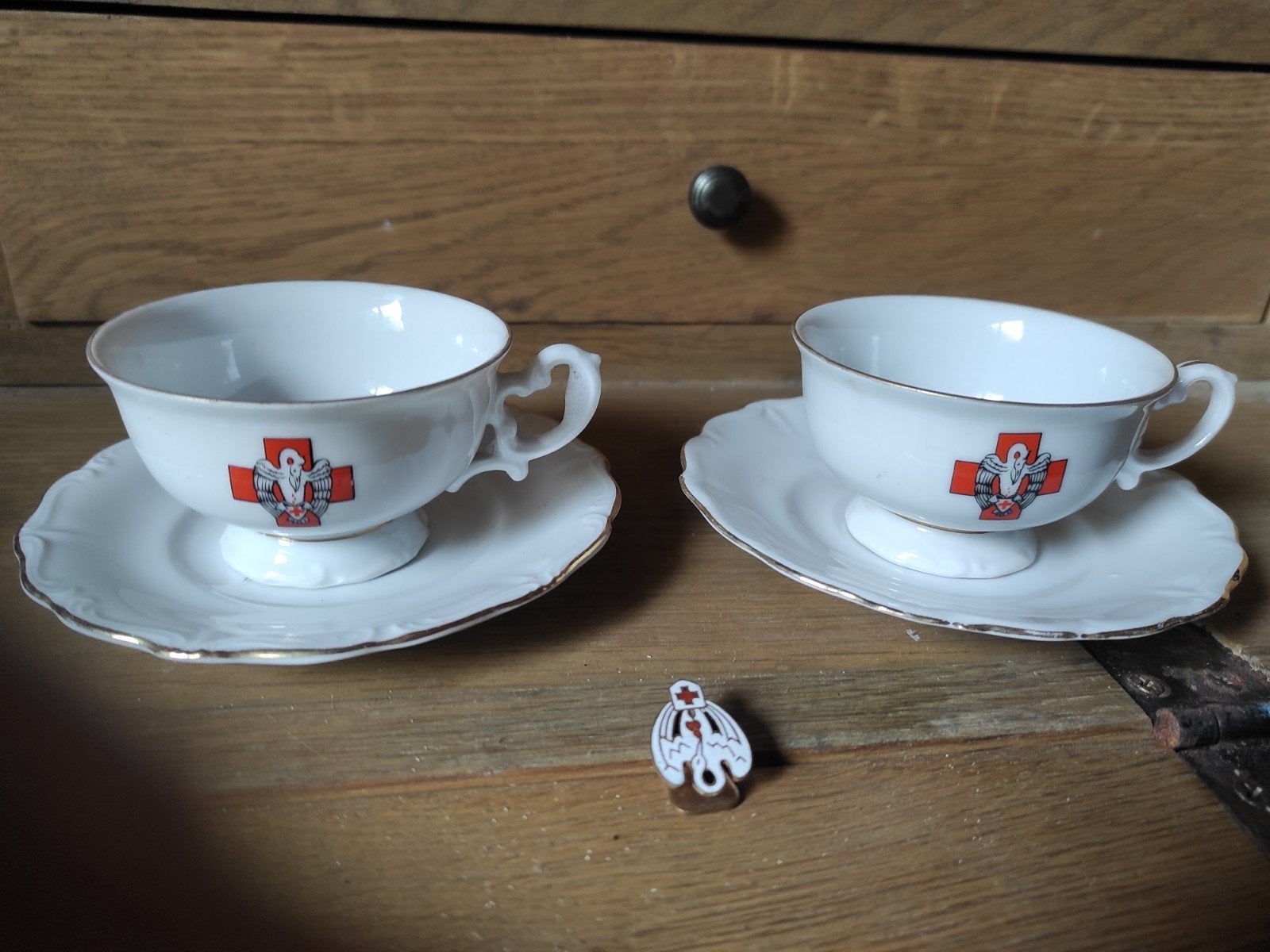Antiek rode Kruis tasjes en onder tasjes en spelt, Ophalen of Verzenden