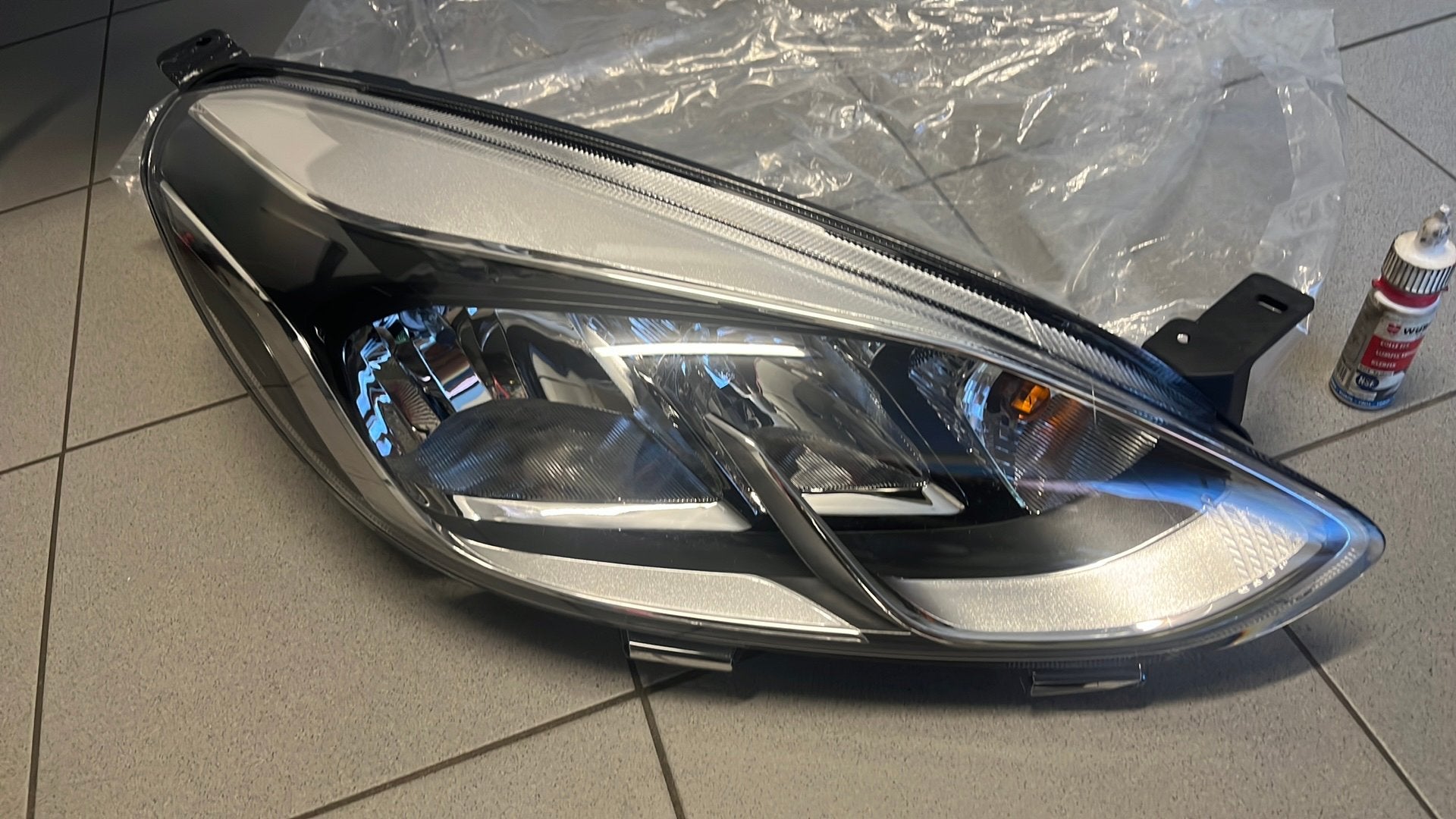 Phare droit Ford Fiesta MK8 (à partir de 2017)H1BB-13W029-AG, Enlèvement, Ford