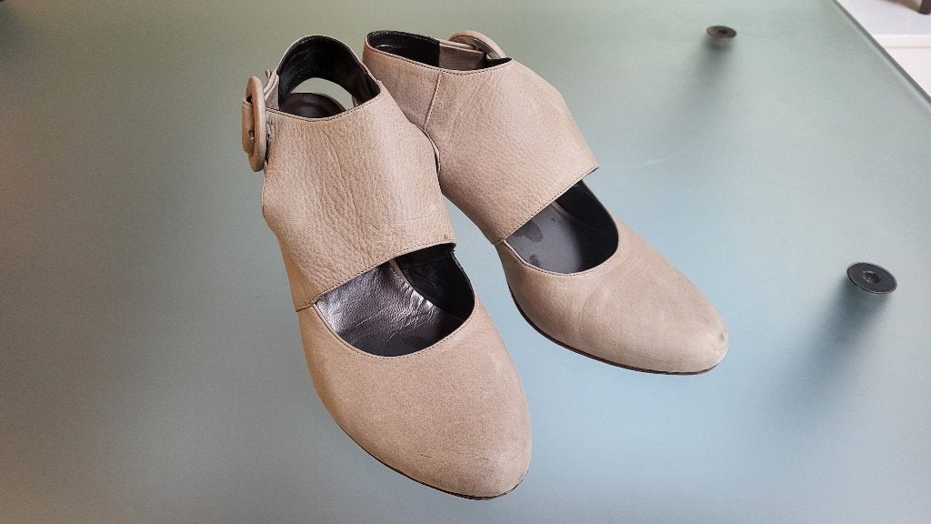 Damesschoenen, Schoenen met lage hakken, Beige, Zo goed als nieuw, Ophalen