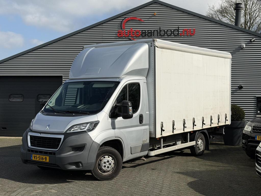 Peugeot Boxer 335 2.2 HDI L4 XR Bakwagen | Laadbak | Trekhaa, Auto's, Voorwielaandrijving, Euro 5, Stof, Gebruikt