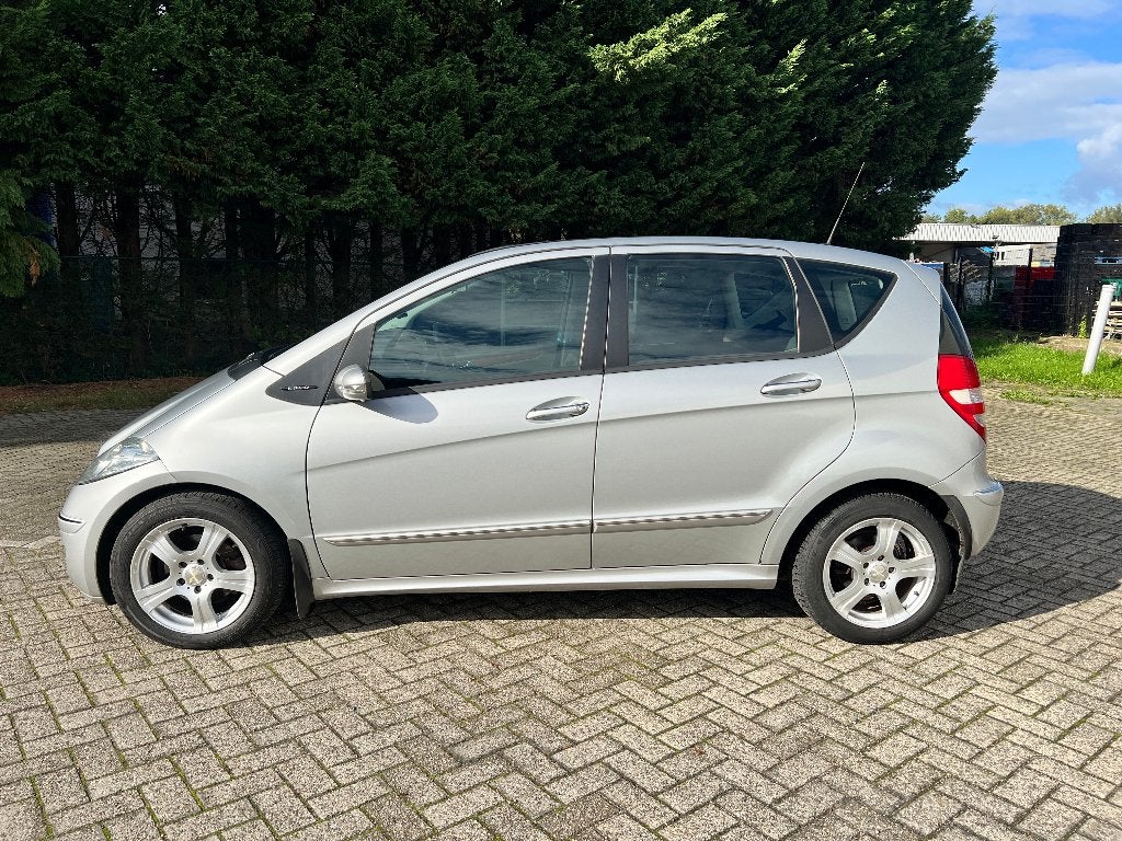 Mercedes A150 Benzine Automaat Super Proper al Gekeurd VV, Stof, 140 g/km, 4 cilinders, 5 deurs