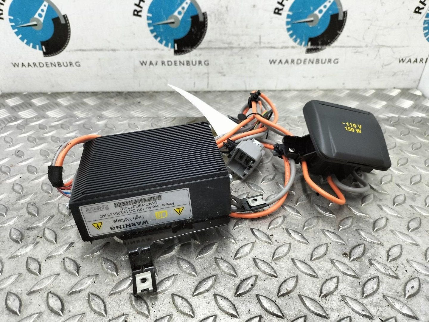 FORD FOCUS C MAX 2.0 Plug-in H.TitPl.  OMVORMER VOLTAGE 2015, Ophalen of Verzenden, Gebruikt, ARN erkend