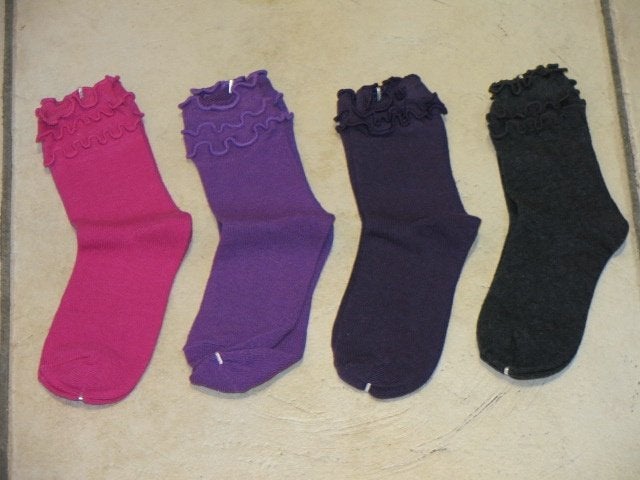 4 paar kousjes met leuke frulletjesboord, maat 27-30, NIEUW, Ophalen, Meisje, Nieuw, Sokken