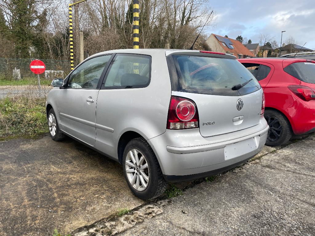 VW Polo 1.2i Essence Airco à que 120.000km CT Vente, Carpass, Achat, Entreprise, Garantie prolongée, Boîte manuelle