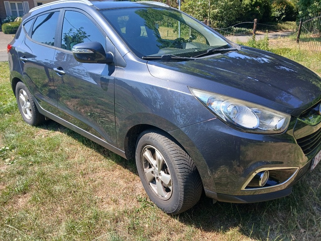Hyundai ix35 2.0 benzine - 2011 - 113000 km, Auto's, Hyundai, Voorwielaandrijving, Euro 5, 4 cilinders, Leder en Stof