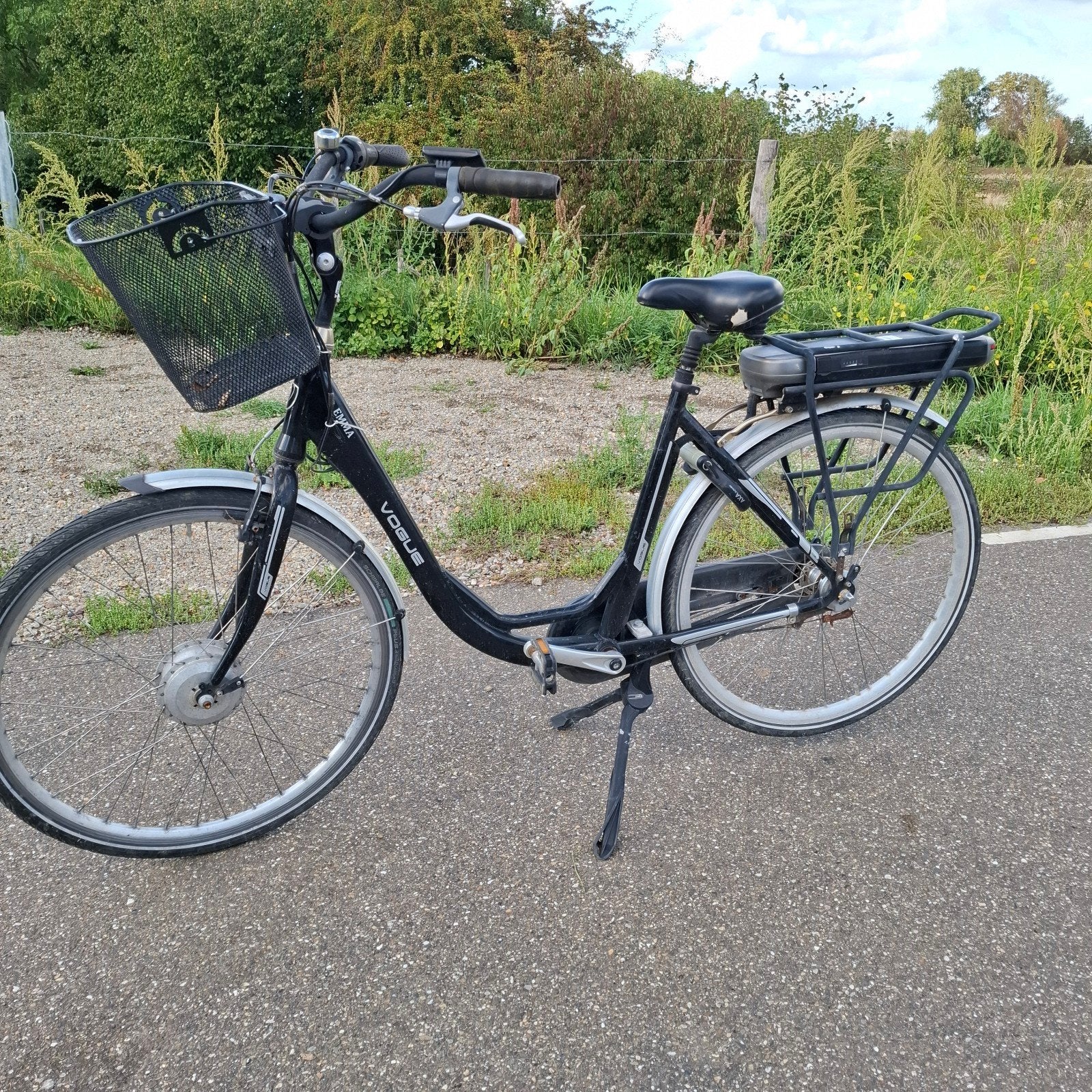 vogue emma elektrische mama fiets opknapper,  accu laad niet, Fietsen en Brommers, Ophalen