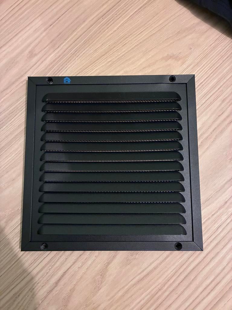 Grille d’aération neuve, Enlèvement, Comme neuf