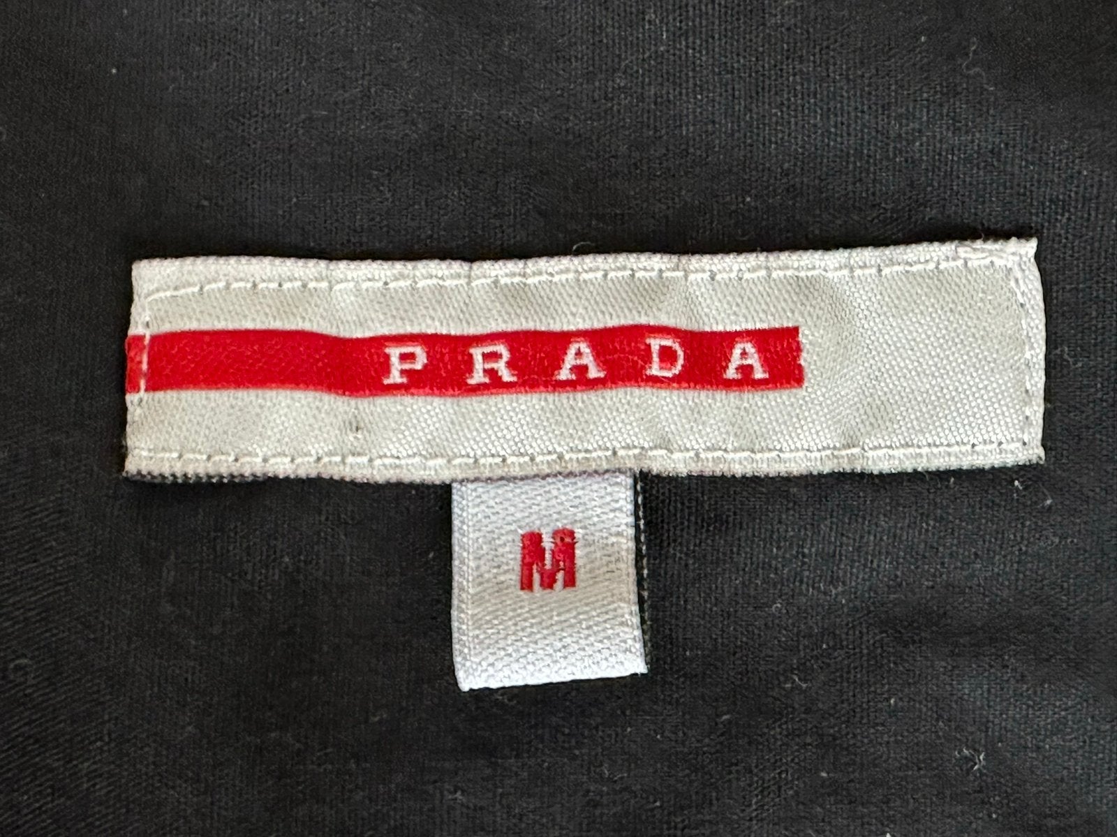 Exclusief kostuumhemd Prada in perfecte staat, Ophalen of Verzenden, Zo goed als nieuw, Zwart, Halswijdte 39/40 (M)