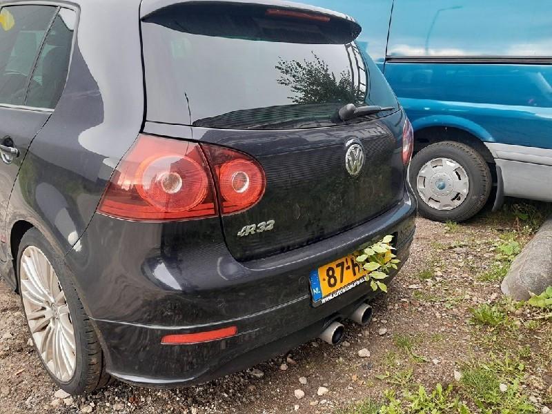FUSEE AVANT GAUCHE Volkswagen Golf V 4Motion (1K1), Utilisé, Volkswagen