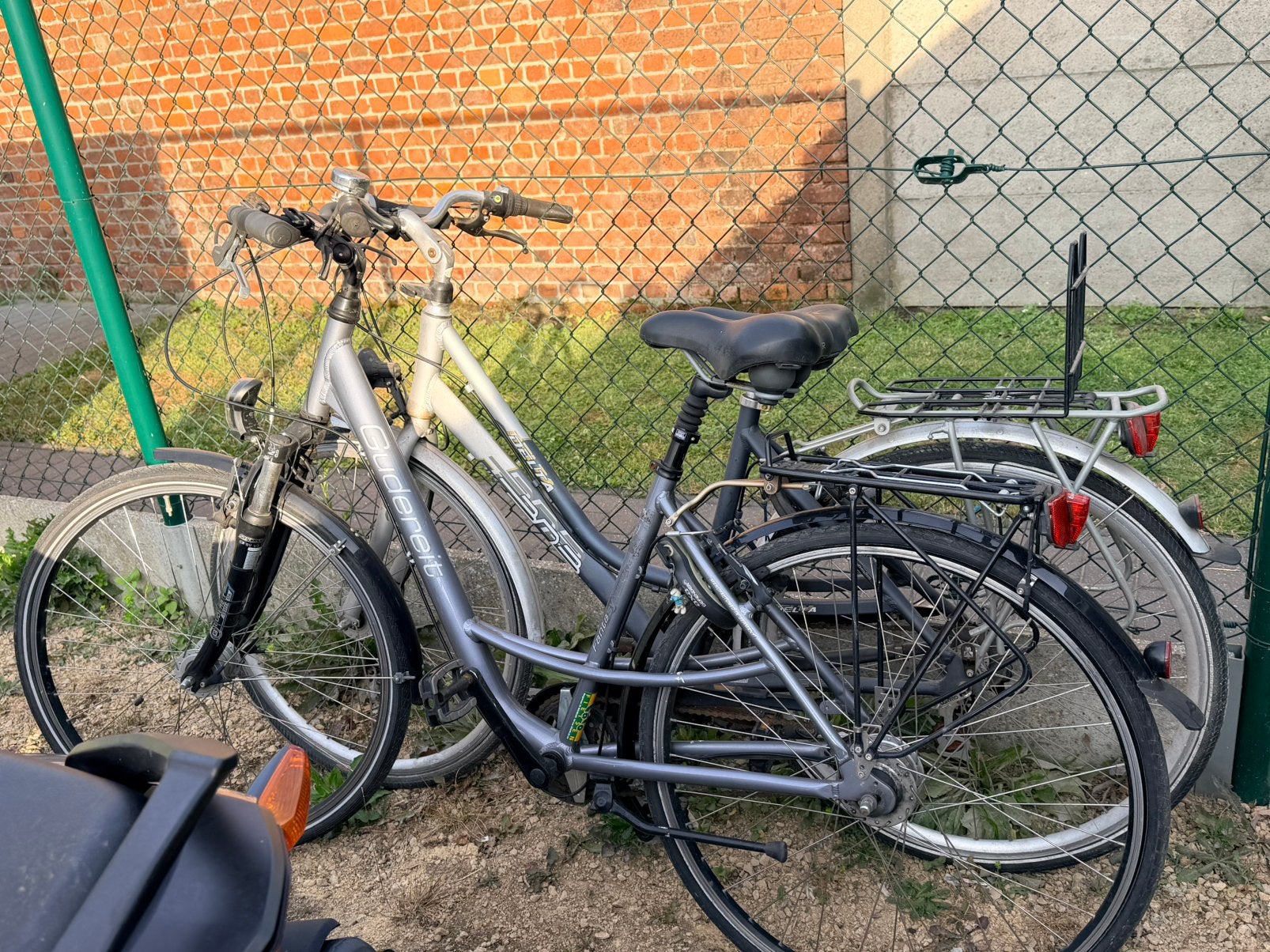 2 fietsen te koop, Fietsen en Brommers, Fietsen | Dames | Sportfietsen en Toerfietsen, Ophalen, Gebruikt