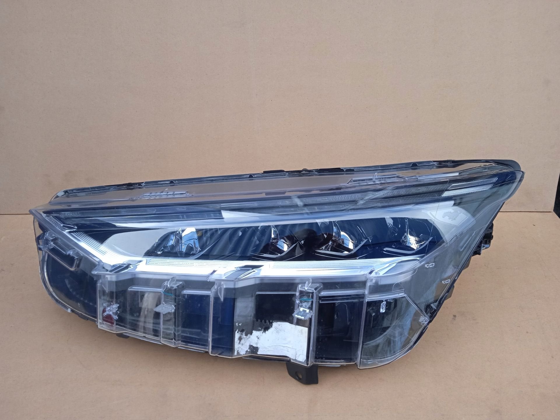 Ford Mustang Mach-E Base Koplamp Links LJ8B13E015BE, Gebruikt, Info@ford.com, Ford, Ford Motor Company