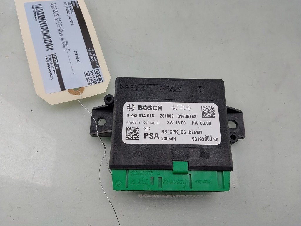 ORDINATEUR AIDE AU STATIONNEMENT Opel Vivaro, Opel, Opel Automobile GmbH, Utilisé, Kontakt-opel@opel.com