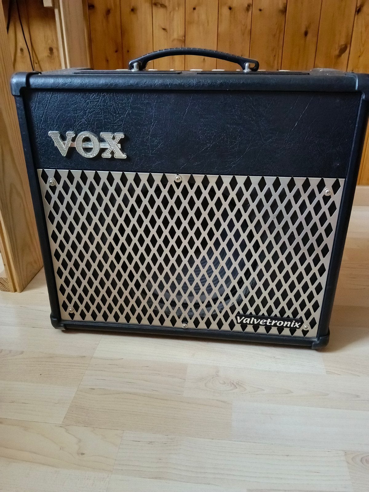 Vox gitaar versterker 40W., Muziek en Instrumenten, Ophalen, Zo goed als nieuw, Gitaar