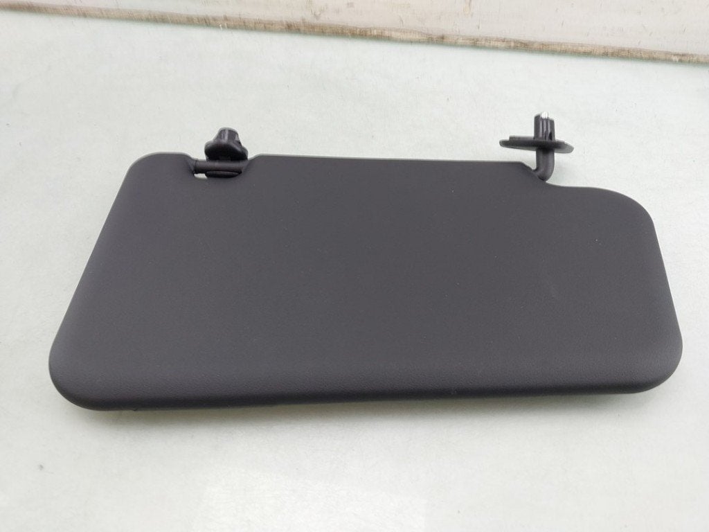 ZONNEKLEP Nissan Juke (F16) (01-2019/-) (|964016PA1A|), Gebruikt, Germany@nissan-services.eu, Kronenweg 38
50389  Wesseling, DE