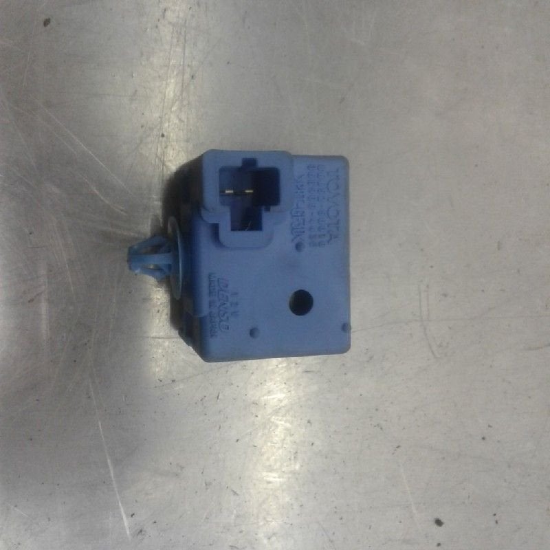 RELAIS Toyota Auris (E15) (|8665250010|0689004430|), Gebruikt, Toyota