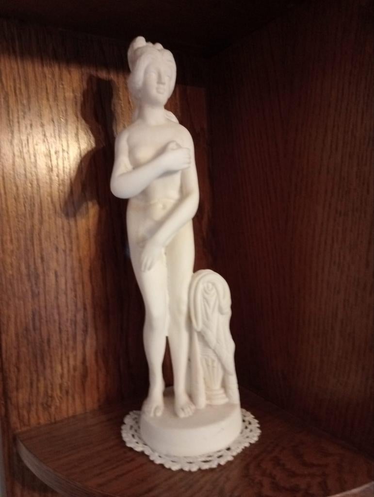 Antiek beeld van een naakte vrouw, Antiek en Kunst, Ophalen of Verzenden, Beeld, Vrouw