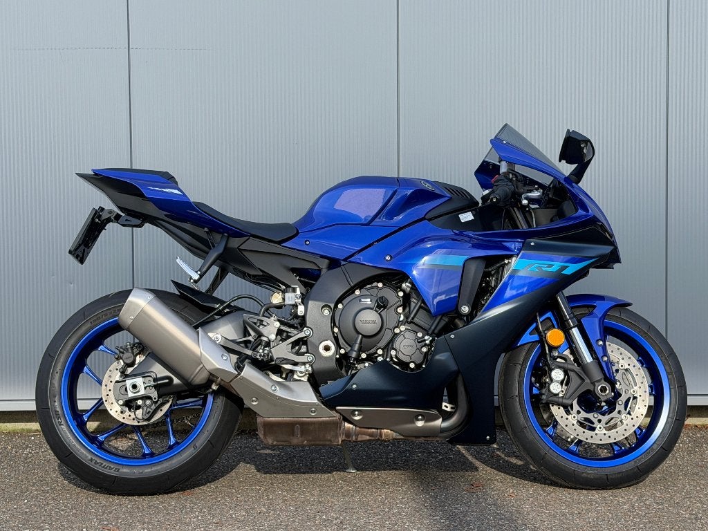 Yamaha YZF-R1 / 4 jr Garantie / BTW-motor / 2025 -- 4250km, 4 cilinders, Motorrijbewijs A, Bedrijf, Traction Control