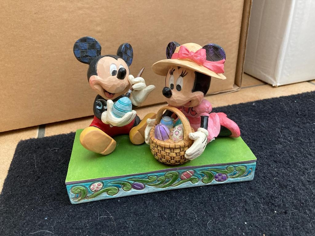 Disney Traditions - Easter Artistry - Mickey x Minnie Easter, Enlèvement ou Envoi, Mickey Mouse, Neuf, Statue ou Figurine
