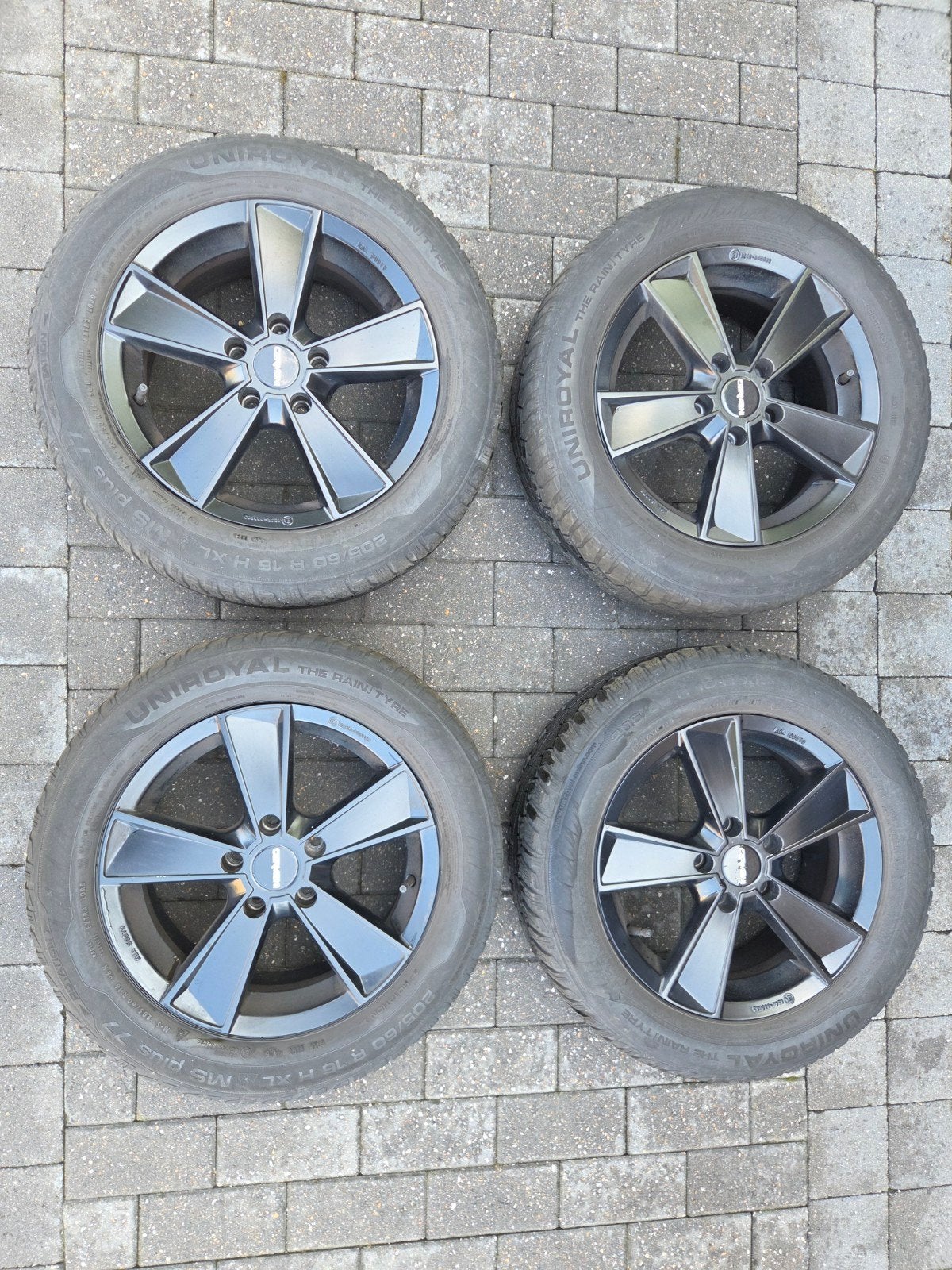 4 Jantes alu Carmani 16" (5x115) + Pneus Uniroyal (Opel / Ch, Pneus hiver, 16 pouces, 205 mm, Pneu(s)