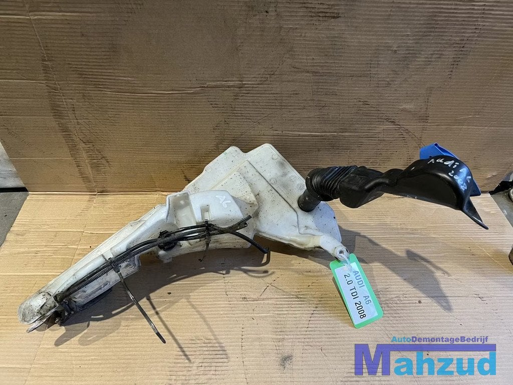 AUDI A6 C6 Ruitensproeiertank reservoir 2005-2011, AUDI AG, Auto-Union-Strasse 1
85045  Ingolstadt, DE, Audi, Utilisé