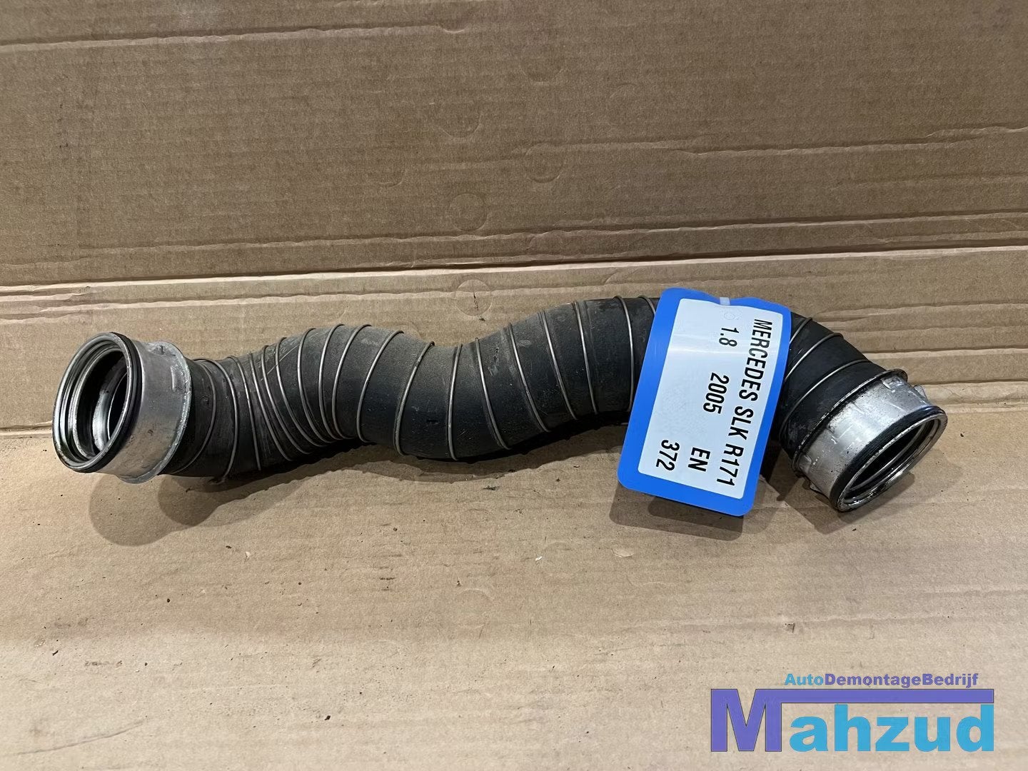 MERCEDES SLK R171 1.8 intercooler slang 2005-2011, Gebruikt, Mercedes-Benz AG, Mercedes-Benz, Mercedesstrasse 120
70372  Stuttgart, DE