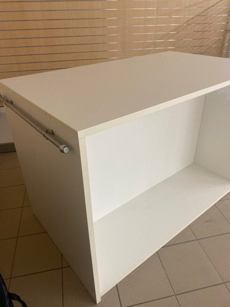 Kledingkast/rek, Ophalen