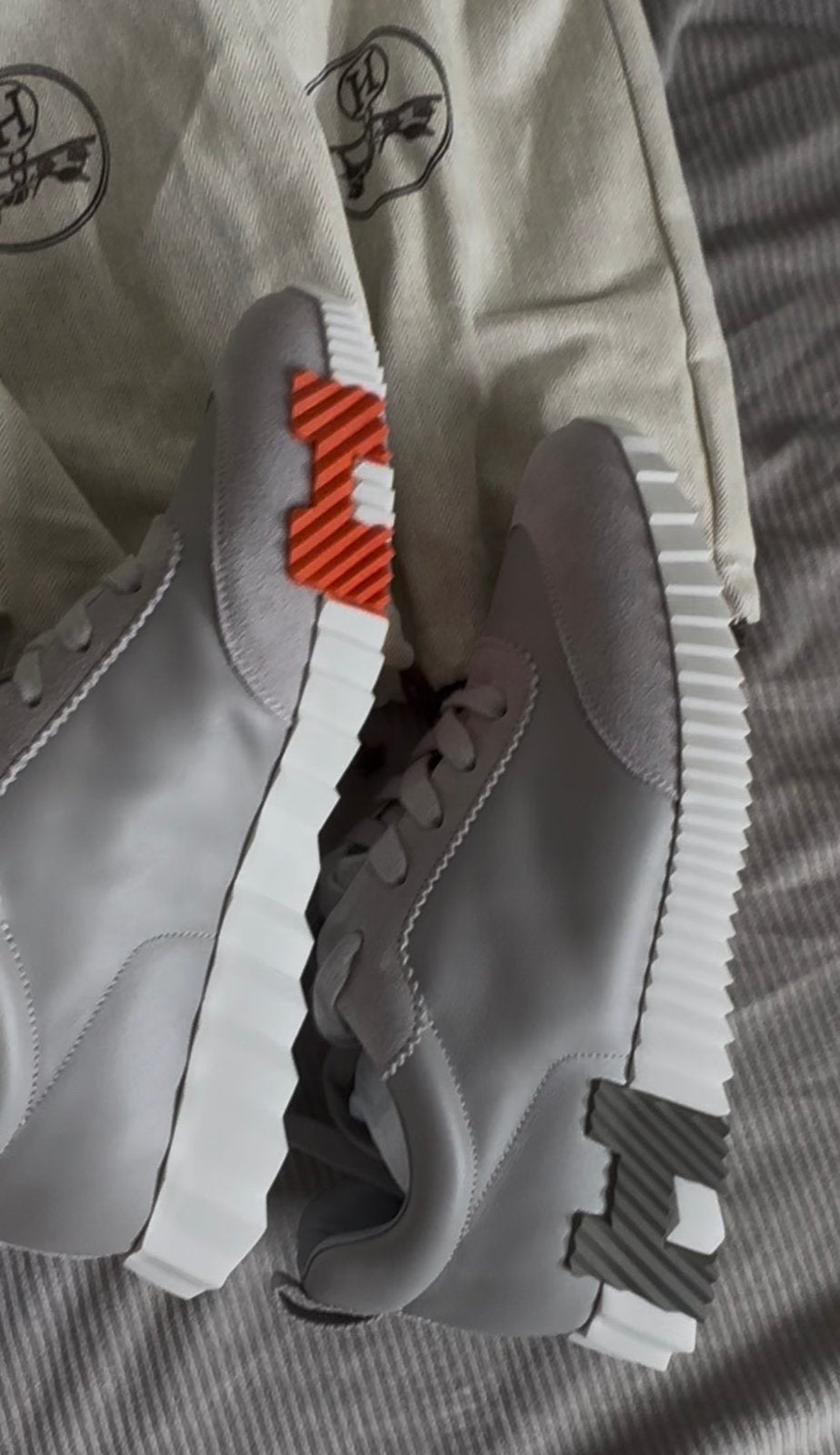 Chaussure hermes bouncing neuf, Kleding | Heren, Schoenen, Ophalen of Verzenden, Zo goed als nieuw, Overige kleuren, Sneakers