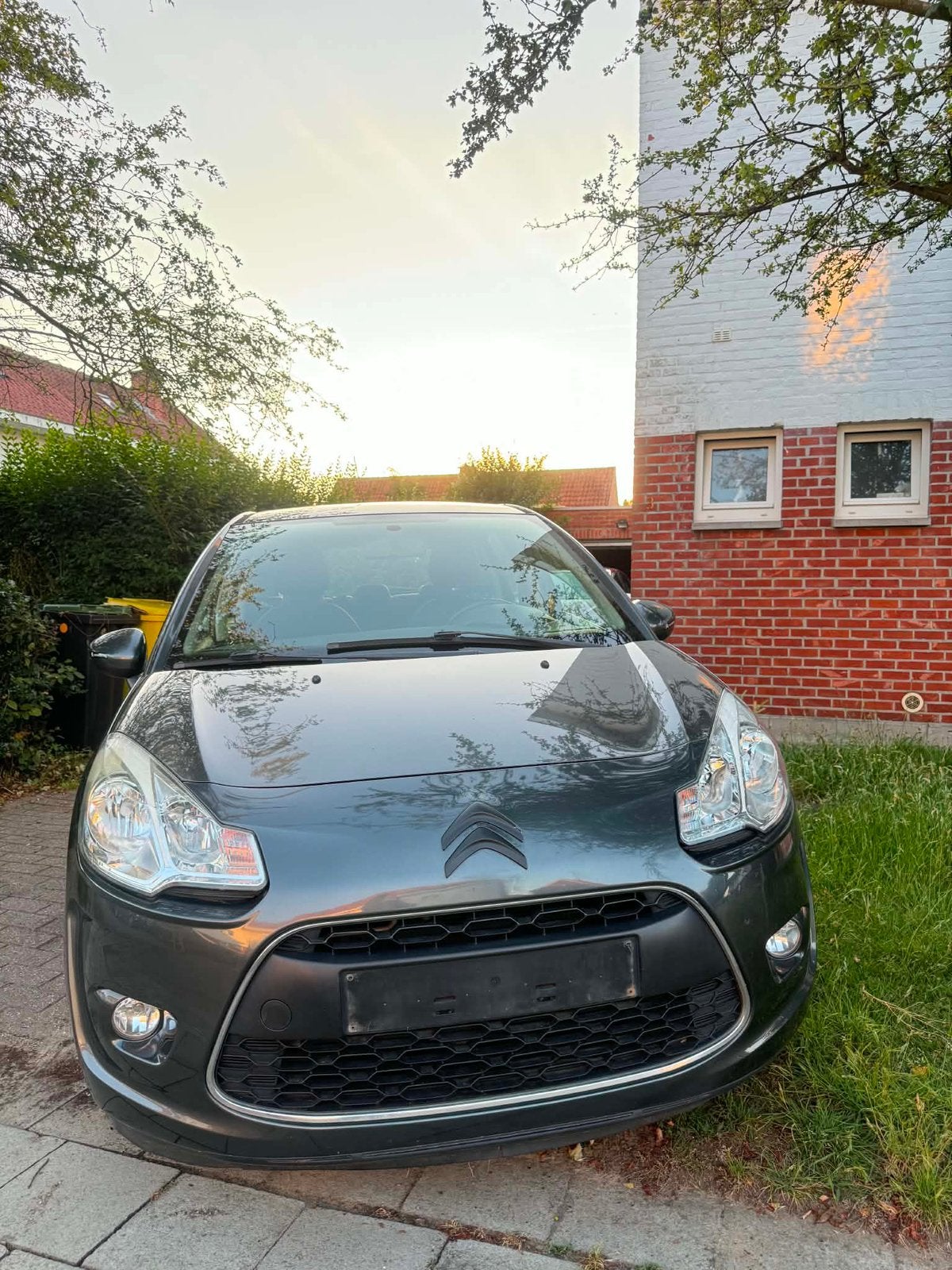 Citroen c3  1.2 Benzine met nieuw Distributieriem, Autos, Achat, Boîte manuelle, Entretenue par le concessionnaire, Noir