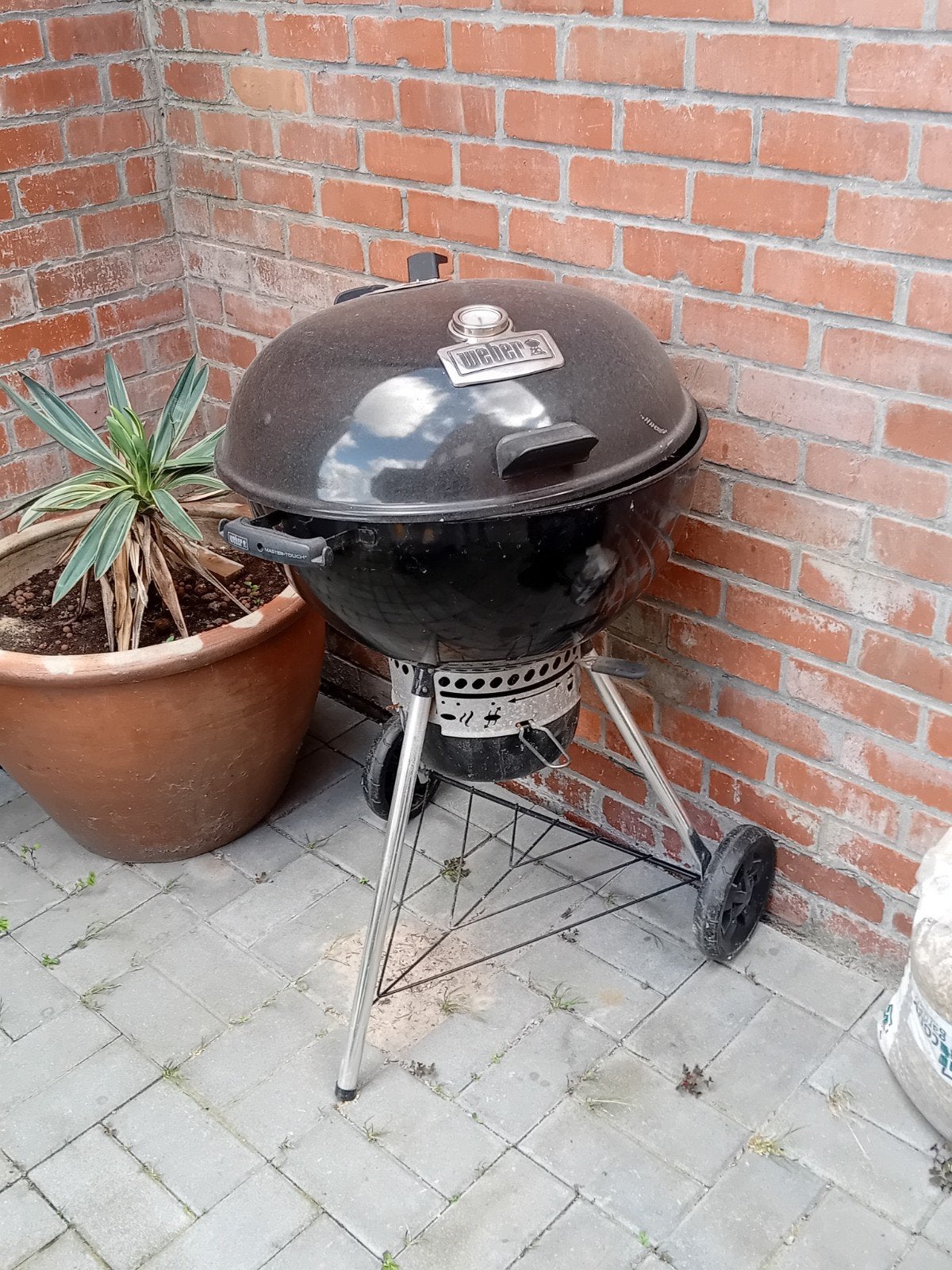 Weber master bbq, Ophalen