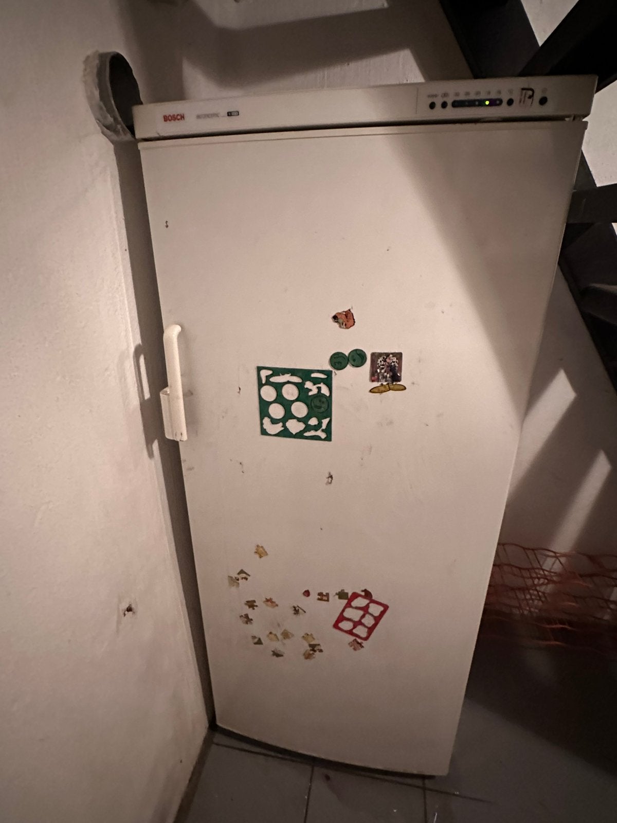 Diepvrieskast, Elektronische apparatuur, Vriezers en Diepvrieskisten, Ophalen, Zo goed als nieuw