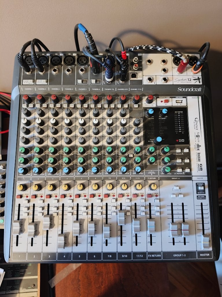 Soundcraft Signature 12 MTK Analog Mixer & M-T USB Interface, Muziek en Instrumenten, Ophalen, Zo goed als nieuw, 10 tot 20 kanalen